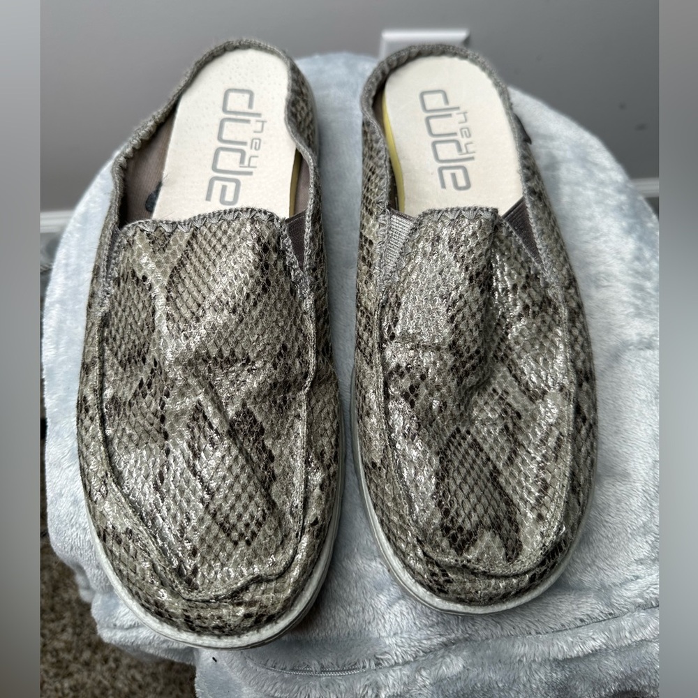 Hey Dude Lexi Womens size 10